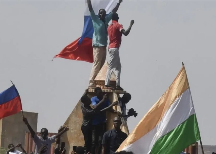 فرنسا تعلن الانسحاب من النيجر