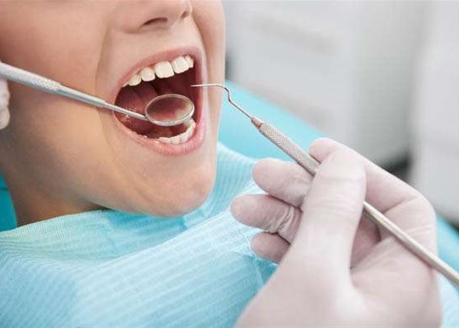 علاج الأسنان بالدولار... والتقسيط ممنوع  