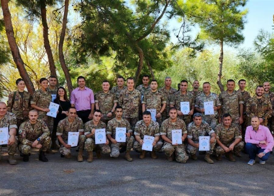 الجيش: حفل تخريج وتوزيع شهادات على عسكريين من فوج الهندسة