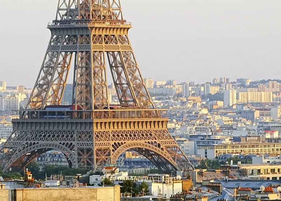 باريس تستعجل "أي حلّ" لبناني... وماكرون يعتزم زيارة الرياض