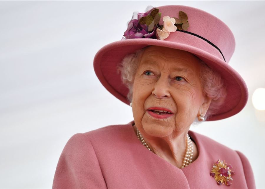  إعلام بريطانيا: أبناء الملكة إليزابيث وحفيدها يتواجدون معها والوضع "خطير"