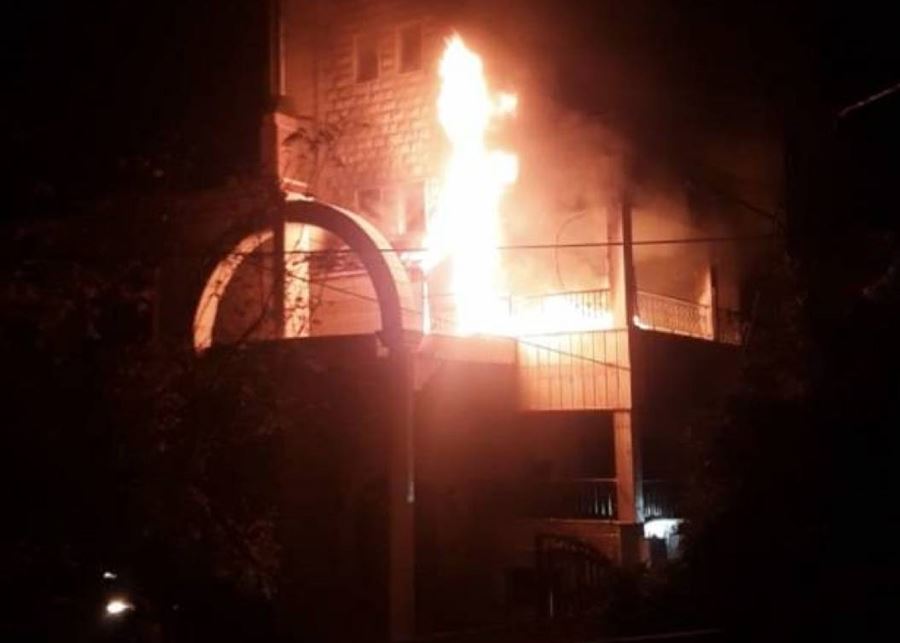 حريق في داخون أحد المطاعم على أوتوستراد هادي نصرالله