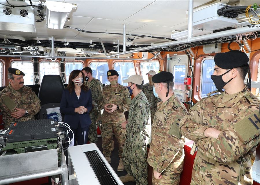 الجيش: زيارة لخفر السواحل الأميركية في قاعدة بيروت البحرية