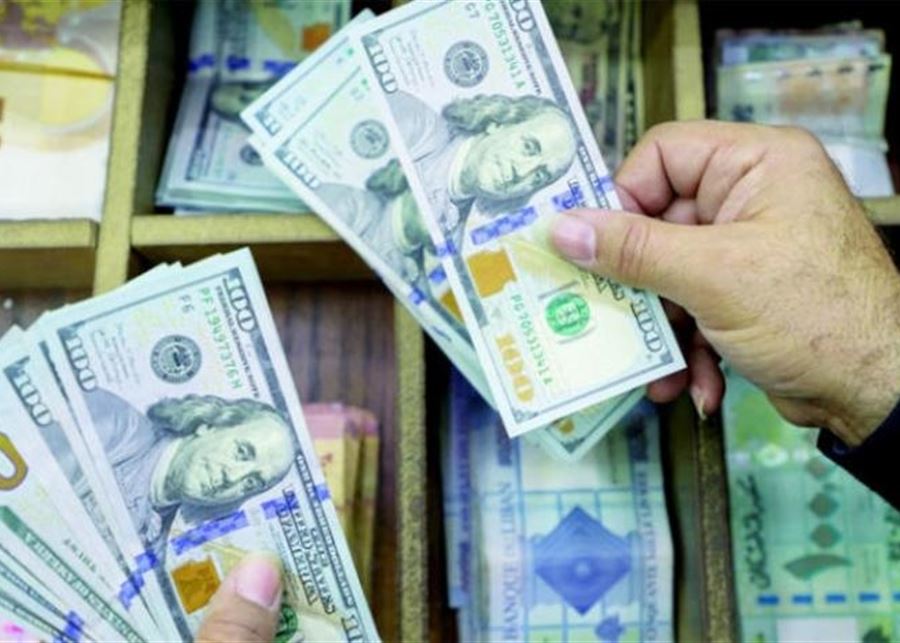 الليرة تواصل تدحرجها أمام الدولار بعد تنظيم «المركزي» تدخله في سوق القطع