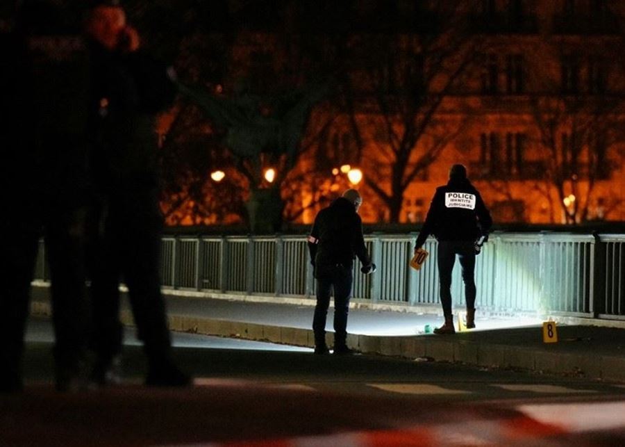 مقتل ألماني وإصابة شخصين جراء هجوم بسكين في باريس (فيديو)  