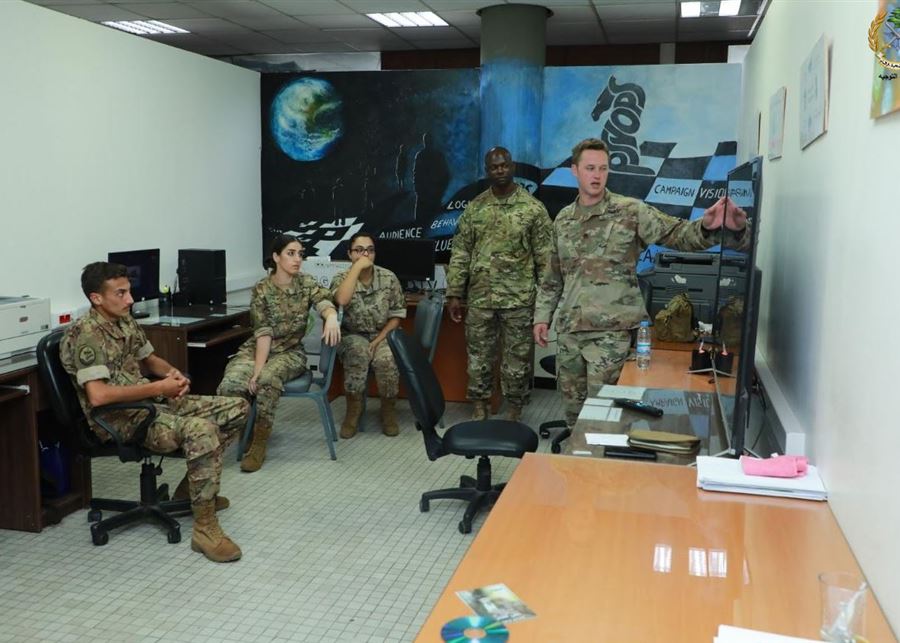 الجيش: تبادل خبرات على صعيد التوجيه والإعلام مع فريق تدريب أميركي