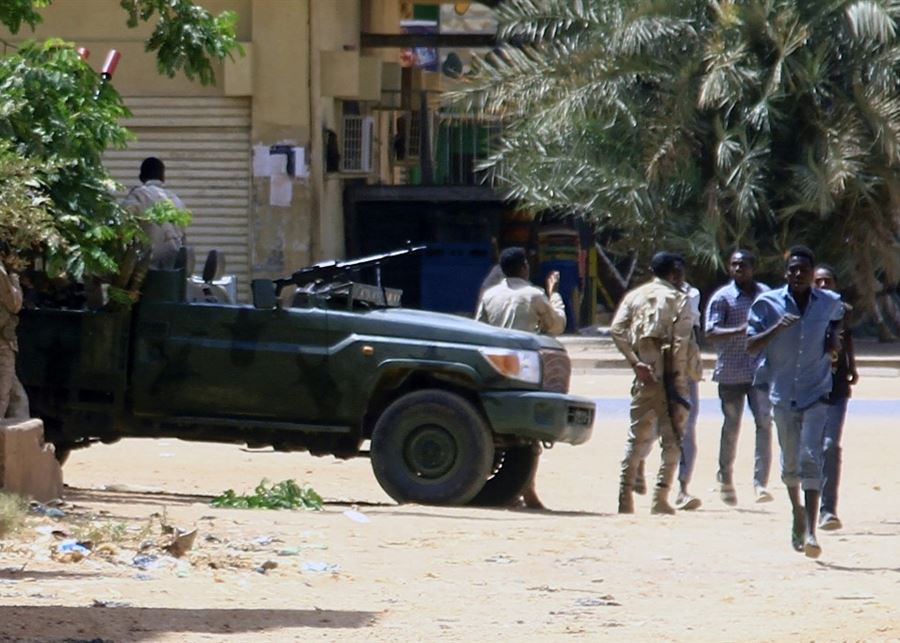 معارك عنيفة في السودان... مقتل 56 شخصاً وسط قلق دولي وعربي 