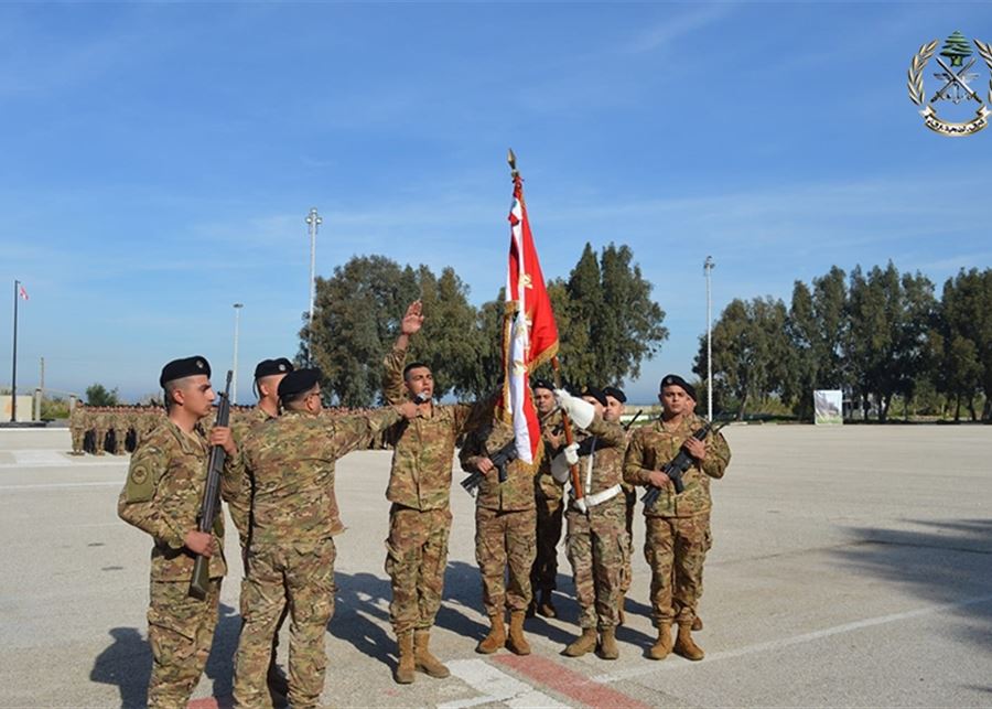 الجيش: حفل تقديم جنود متمرنين ومجندين ممدّدة خدماتهم إلى العلم
