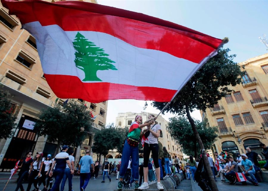 وقع المفاجأة في لبنان وعليه  يحجب الحقيقةَ ... "شو صاير"؟