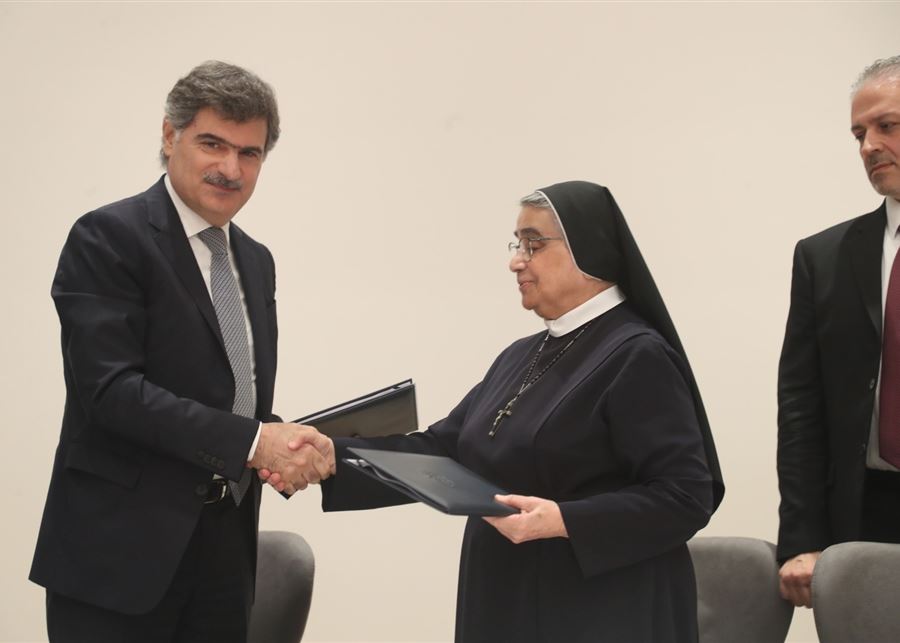 توقيع إتفاقية تعاون بين جامعة البلمند ومستشفى راهبات الوردية (صور)
