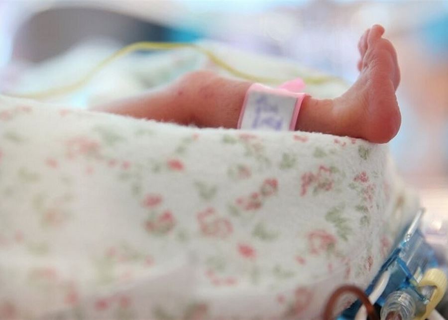 بريطانيا تشهد ولادة أول طفل يحمل حمضا نوويا من 3 أشخاص